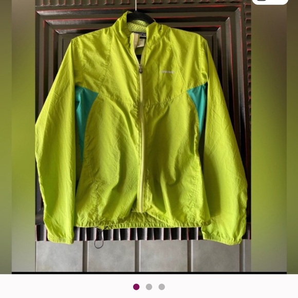 Patagonia Jackets & Blazers - Women’s Patagonia Neon Lime Windbreaker Jacket with Teal Accents